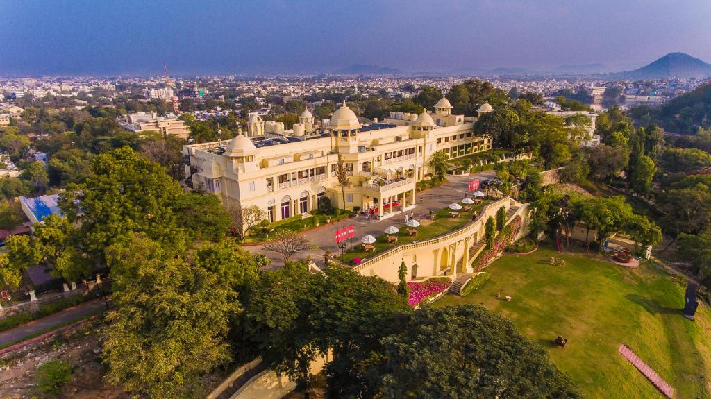 4. The Lalit Laxmi Vilas Palace